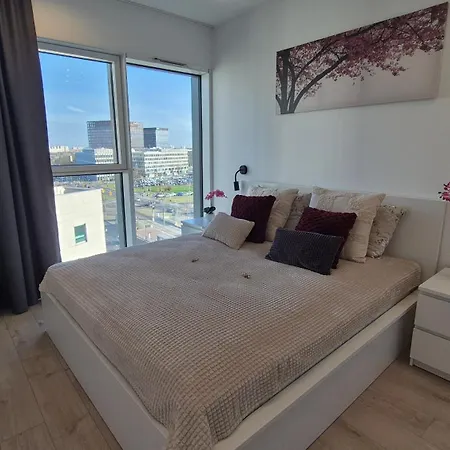 Towarowa 39 New York Apartment, Free Parking, Air-conditioning, Self Check-in 24h Διαμέρισμα Πόζναν