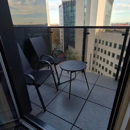 Διαμέρισμα Towarowa 39 New York Apartment, Free Parking, Air-conditioning, Self Check-in 24h